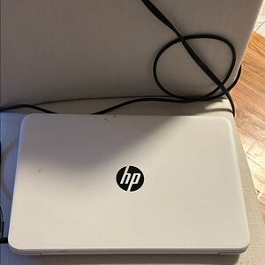 HP 15 inch 64GB Intel Celeron N4020, 1.10 GHZ, 4GB Notebook/ Labtop